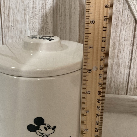Disney Minnie Mouse Canister - Picture 5 of 9
